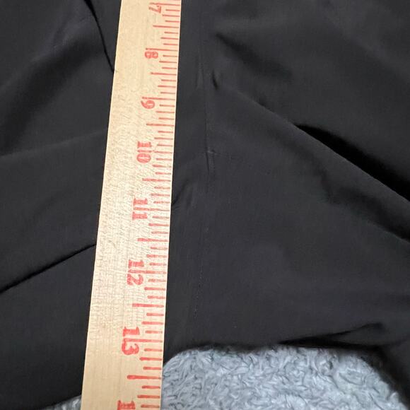 Athleta La Viva Capri Pant Womens 16 Tall Stretch Zip Pockets Straight Black - Picture 9 of 10